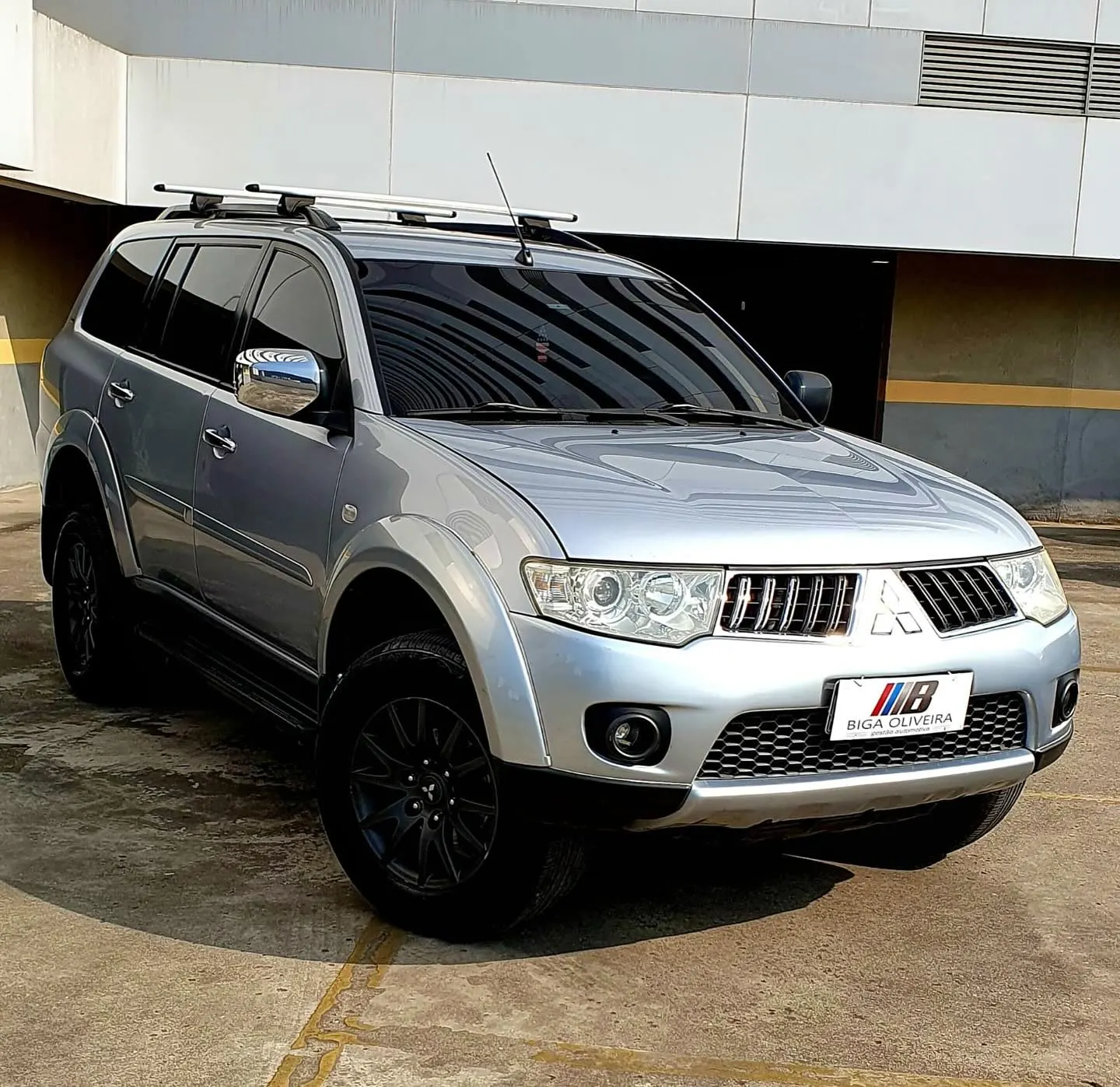 Mitsubishi Pajero 2010